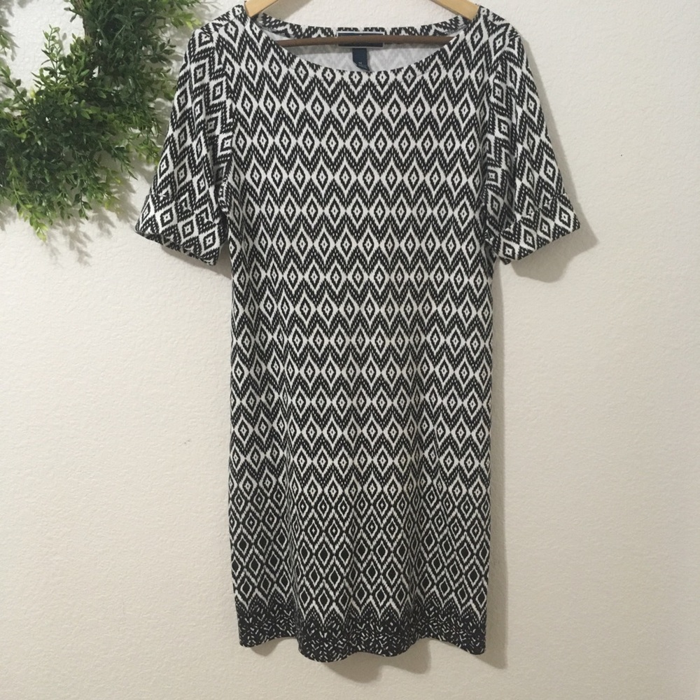 Karen Scott Sport Black/White Pullover Dess
